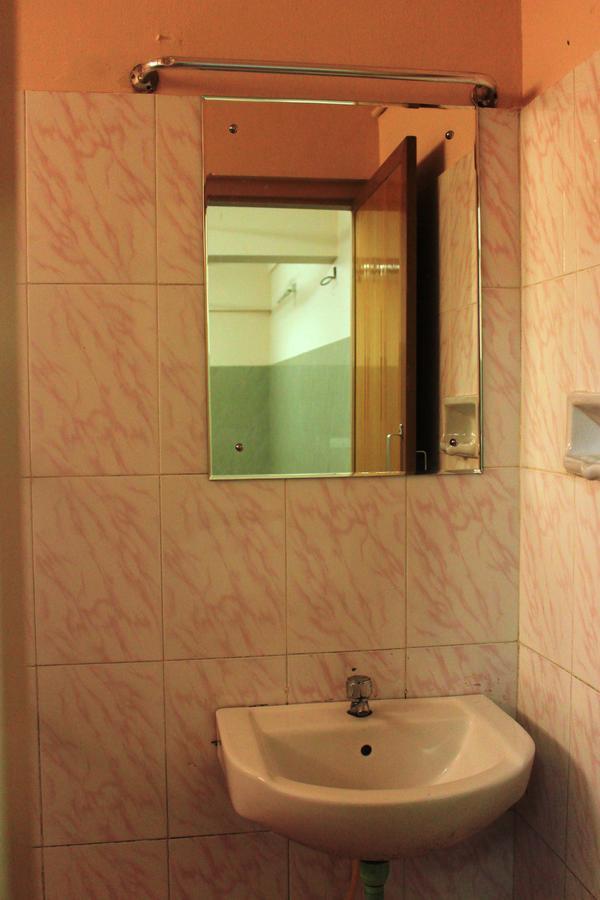 Hotel Sukhvas Thiruvananthapuram Kültér fotó